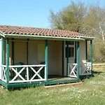 Village De De Chalet *