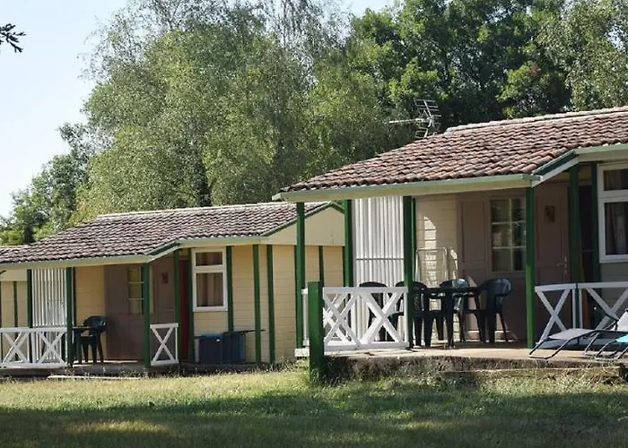 Village De De Шале *