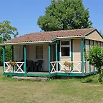 Σαλέ Village De De