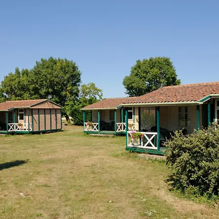 Village De De