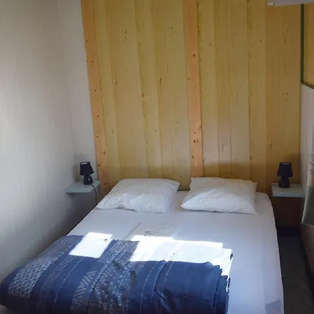 Chalet Village De De